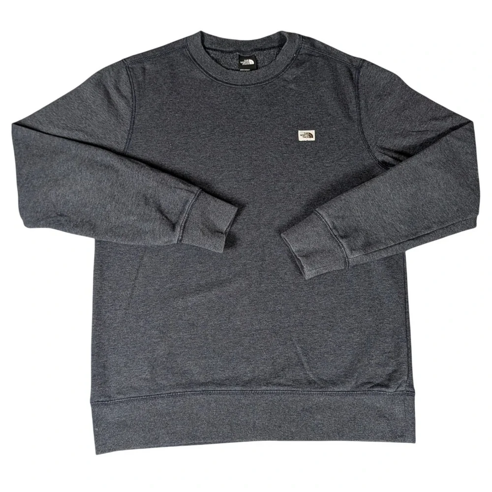 The North Face Mens Gray Heather Crewneck Fleece Box Logo Sweatshirt Regular Fit